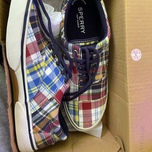 Brand new sperry size 10 USA men’s